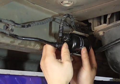 国产r3换油箱视频教学,轻松掌握换油箱技能