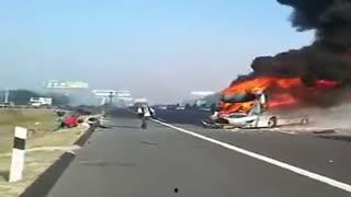 国产车祸最惨事件视频,国产车祸惨案现场，触目惊心的瞬间回顾